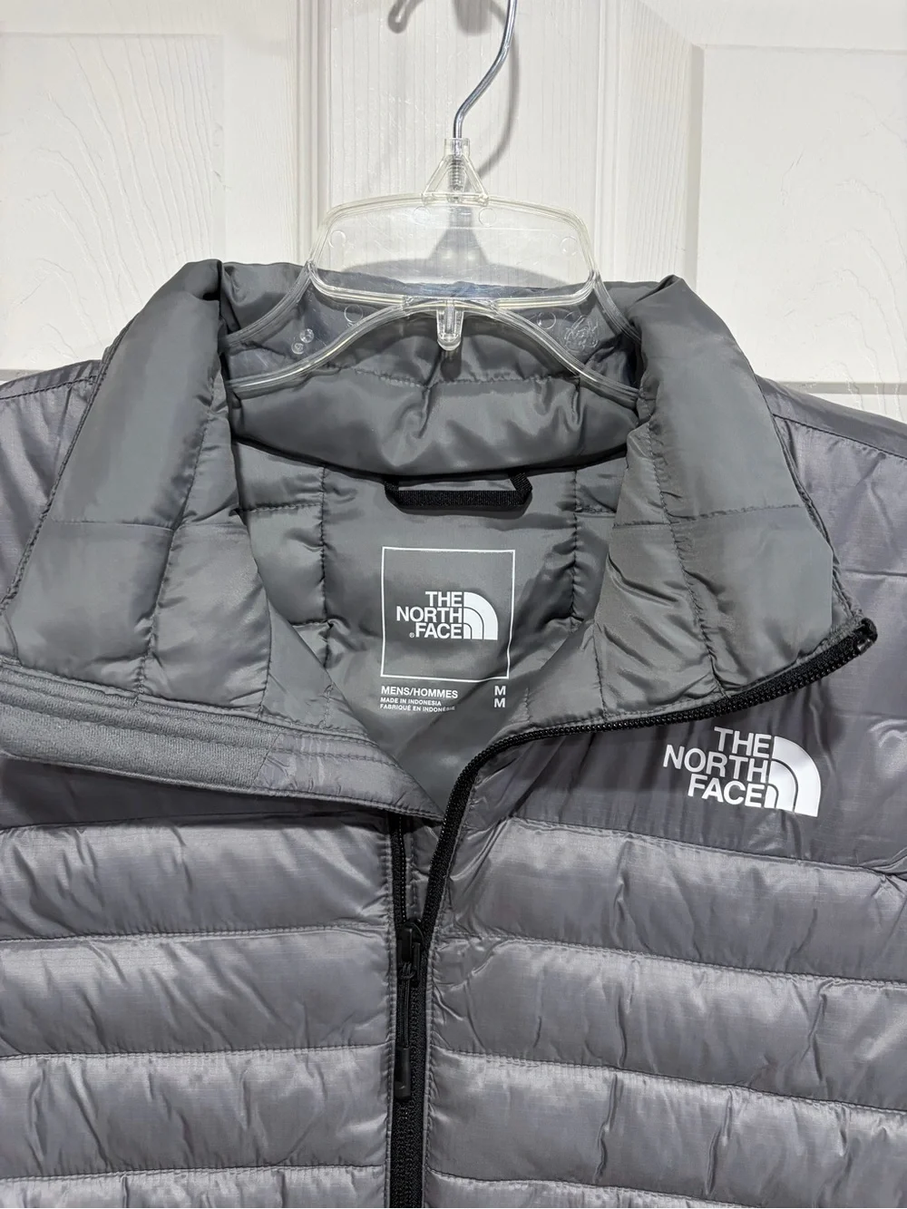 The North Face Men’s Medium Terra Peak Vest Puffer NWT Insulated Grey Warm
